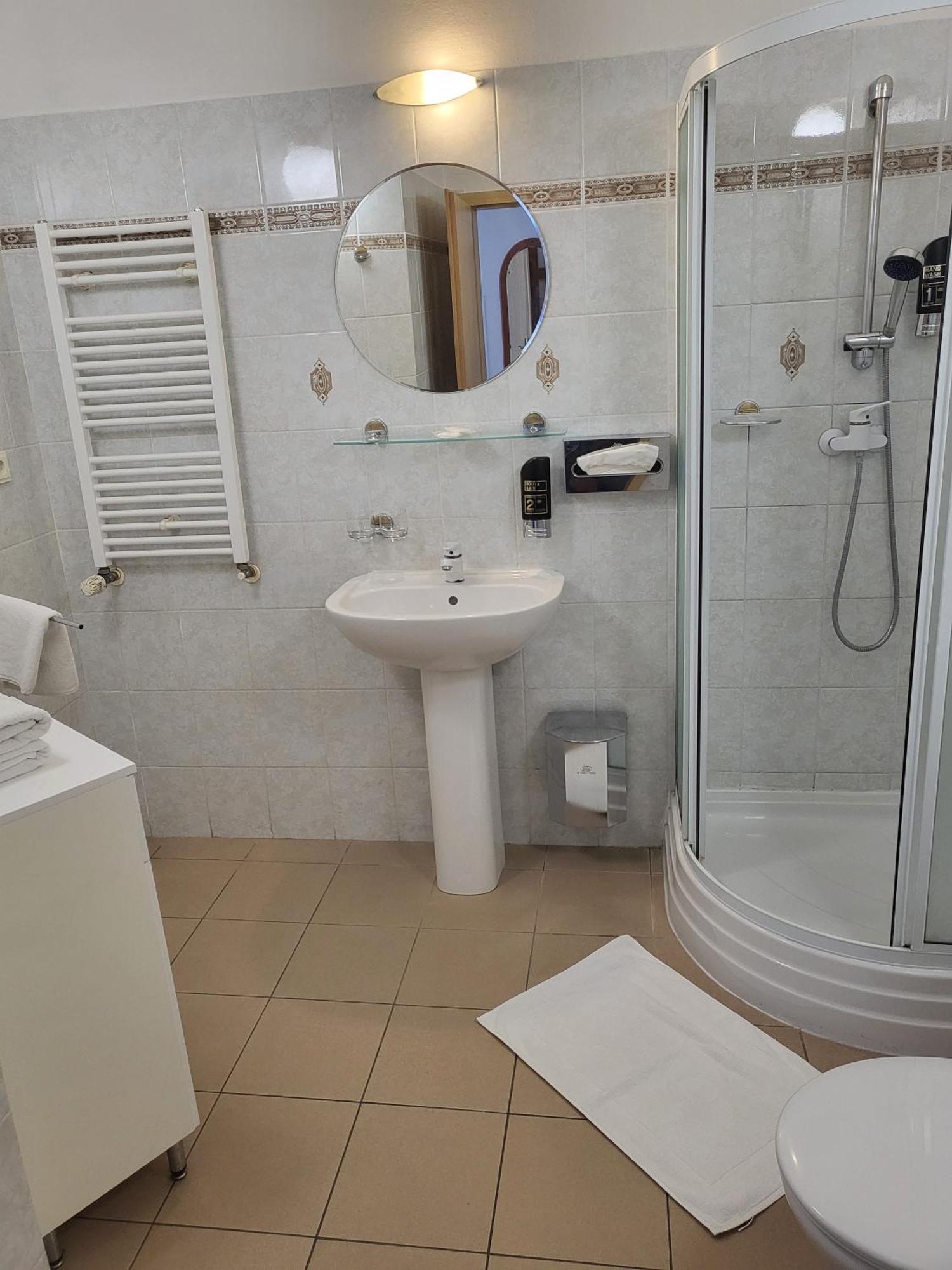Hotel Margit Trencianske Teplice Luaran gambar