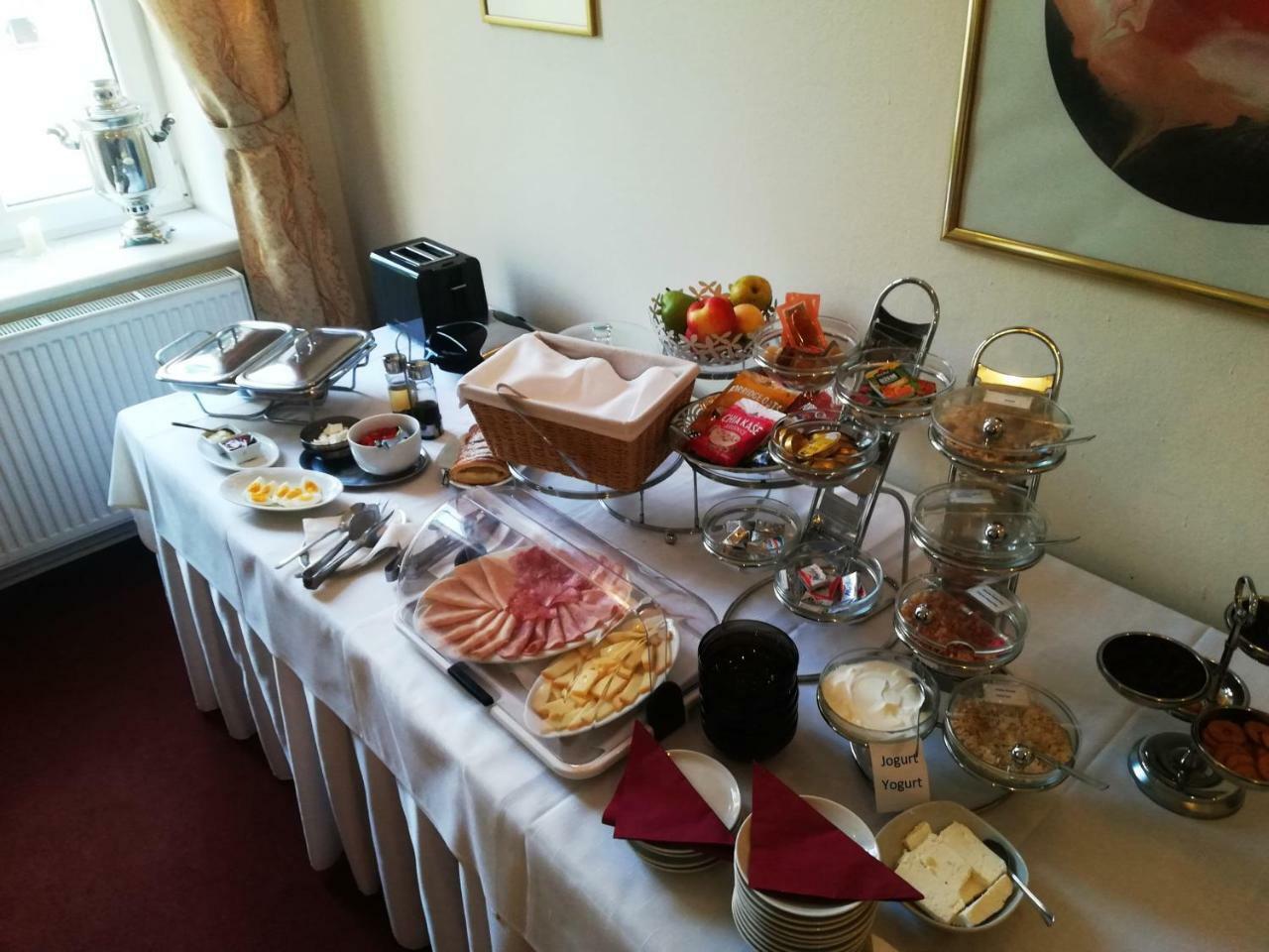 Hotel Margit Trencianske Teplice Luaran gambar