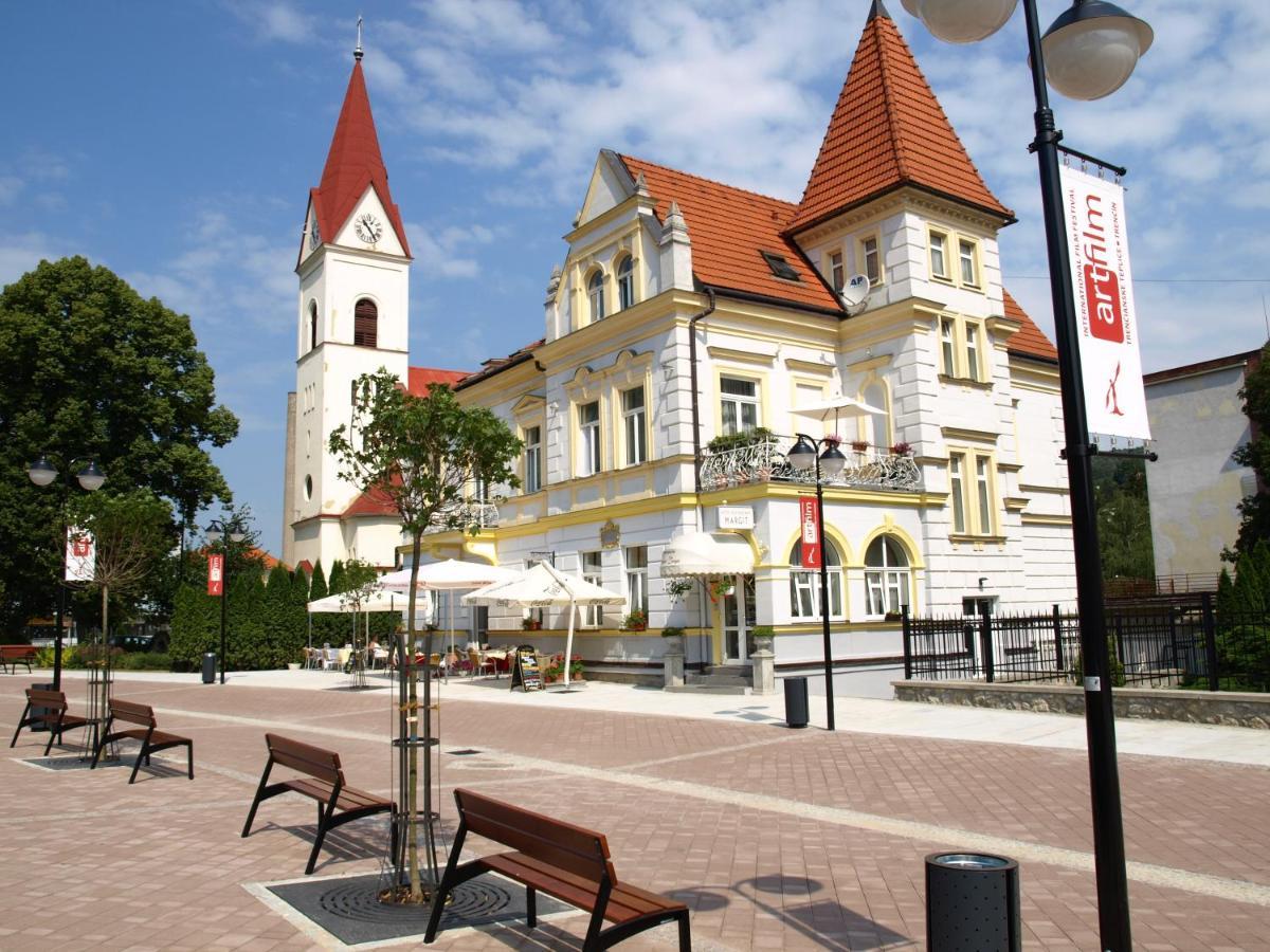 Hotel Margit Trencianske Teplice Luaran gambar